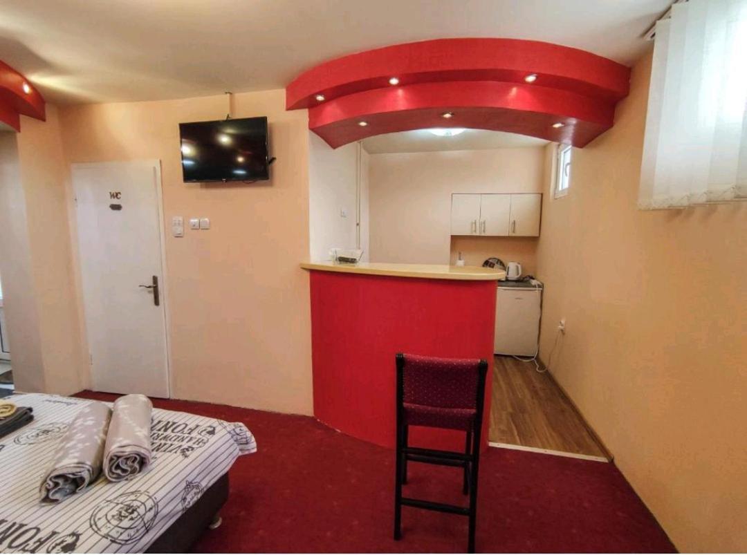 S. A. L. Prenociste Apartment Zrenjanin Bagian luar foto