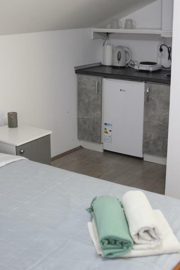 S. A. L. Prenociste Apartment Zrenjanin Bagian luar foto