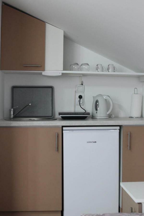 S. A. L. Prenociste Apartment Zrenjanin Bagian luar foto
