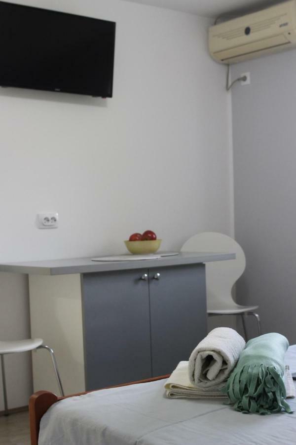 S. A. L. Prenociste Apartment Zrenjanin Bagian luar foto